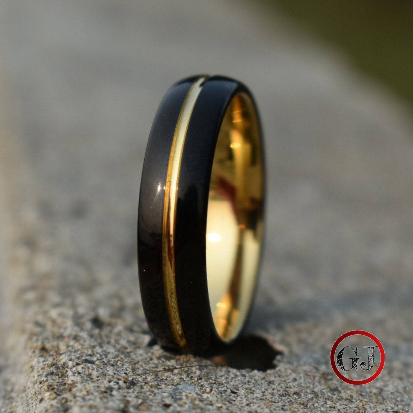 Tungsten 6mm Ring Black with Gold Center Stripe - Tungsten Titans