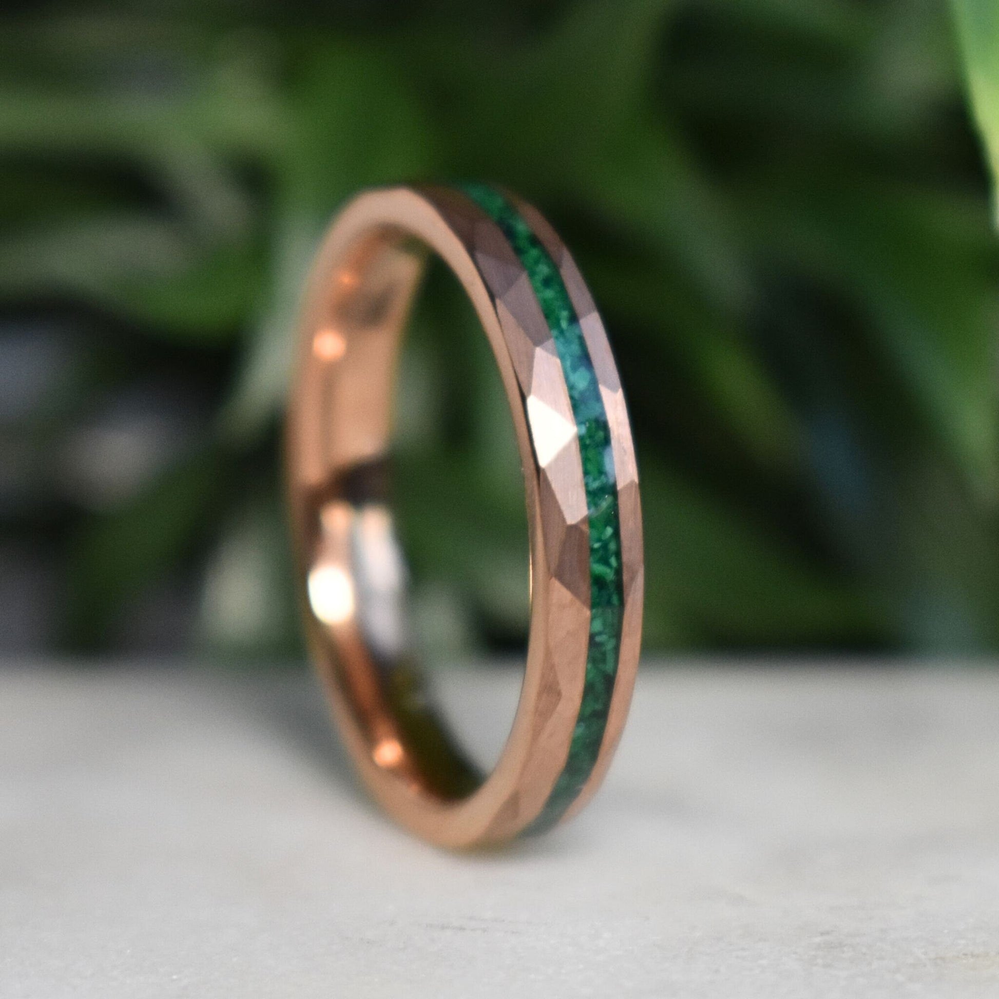 Tungsten 4mm Hammered Rose Gold Ring with Malachite Inlay